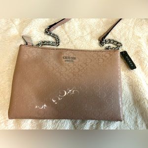 Guess bag light pink more like cream